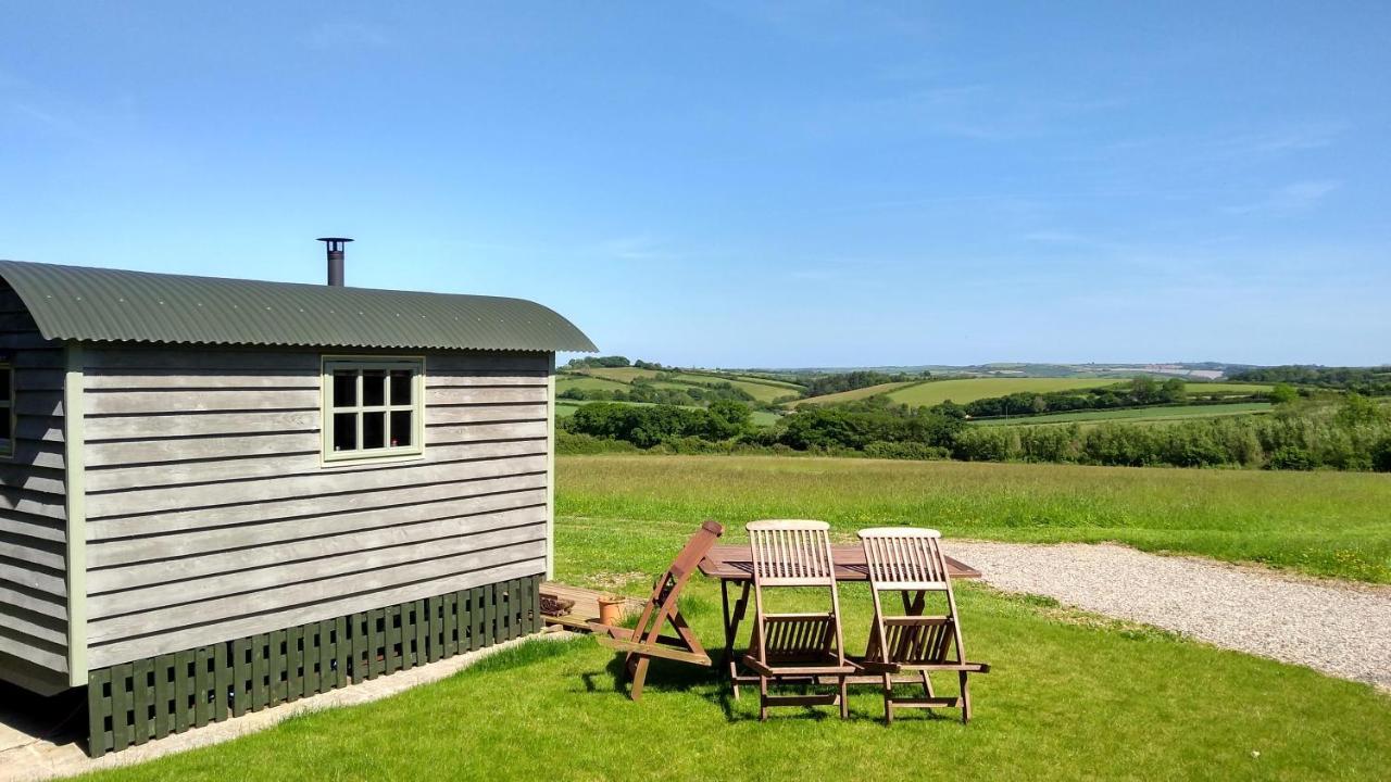 Shepherd'S Lodge - Shepherd'S Hut With Devon Views For Up To Two People And One Dog Wrangaton Exterior foto